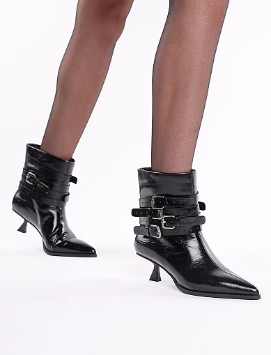 Жіночі черевики MIRATON чорні (G025-619) - фото 1 - Miraton