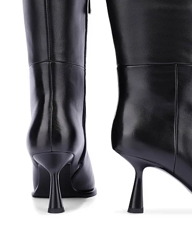 Женские сапоги кожаные черные - фото 3 - Miraton