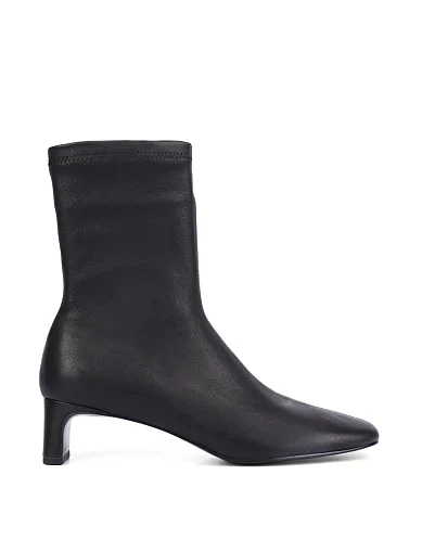 Жіночі черевики MIRATON шкіряні чорні(25009T-02-01) - фото 1 - Miraton