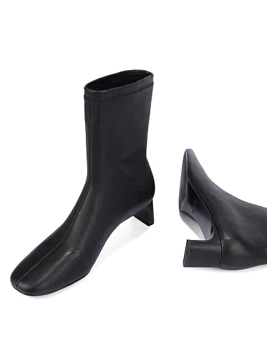 Жіночі черевики MIRATON шкіряні чорні(25009T-02-01) - фото 2 - Miraton