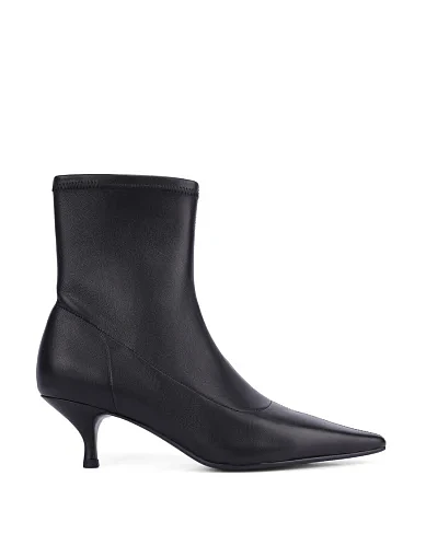 Жіночі черевики шкіряні чорні(JC057D-5A) - фото 1 - Miraton