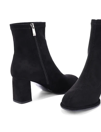 Женские ботинки Attizzare из искусственной замши черные - фото 2 - Miraton