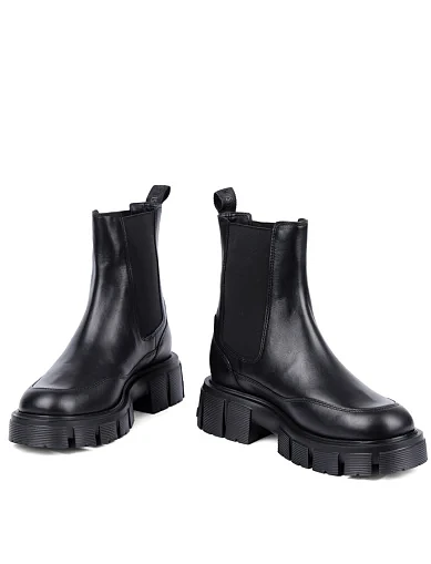 Жіночі черевики Love Moschino шкіряні чорні(JA24075G1NIA0000) - фото 2 - Miraton