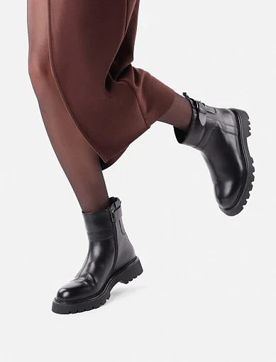 Женские ботинки MIRATON кожаные черные - фото 1 - Miraton