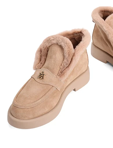 Женские ботинки лоферы Attizzare велюровые бежевые - фото 2 - Miraton