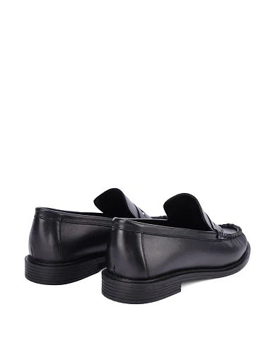 Женские туфли лоферы Attizzare кожаные черные - фото 4 - Miraton