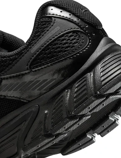 Женские кроссовки Nike V5 Rnr текстильные черные - фото 8 - Miraton