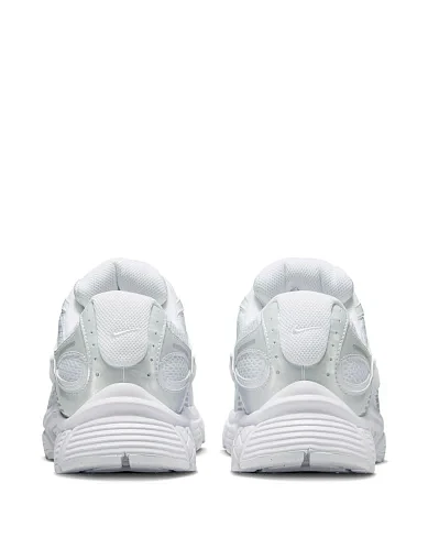 Женские кроссовки Nike V5 Rnr текстильные белые - фото 4 - Miraton