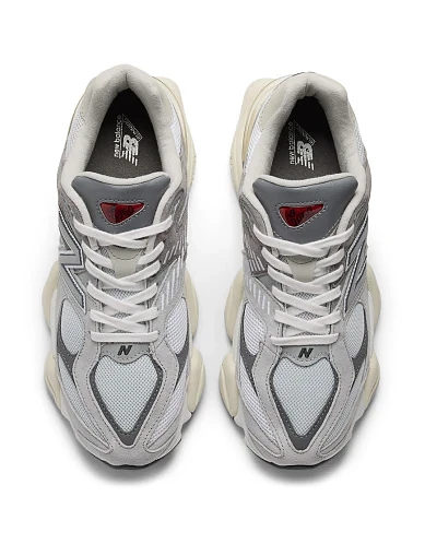 Кроссовки New Balance 9060 замшевые серые - фото 4 - Miraton
