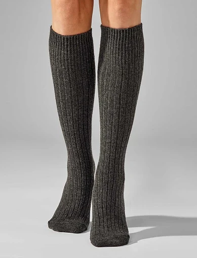 Гольфы женские из шерсти мериноса с добавлением кашемира серые - фото 1 - Miraton