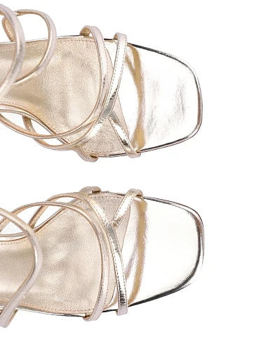 Женские босоножки кожаные золотого цвета - фото 5 - Miraton