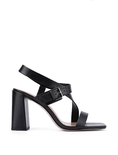 Жіночі босоніжки шкіряні чорні(697L-03-S10) - фото 1 - Miraton