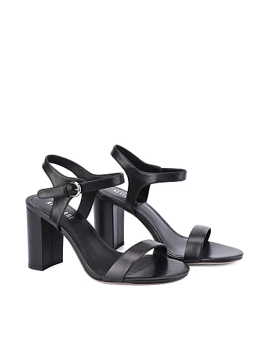 Женские босоножки кожаные черные - фото 3 - Miraton