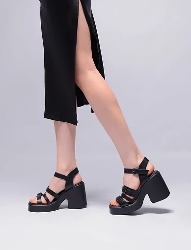 Жіночі босоніжки шкіряні чорні(3608) - фото 2 - Miraton