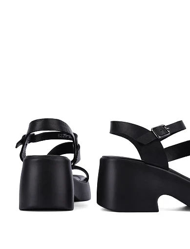 Жіночі босоніжки шкіряні чорні(6225) - фото 5 - Miraton