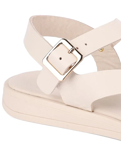 Женские сандалии кожаные рисового цвета - фото 5 - Miraton