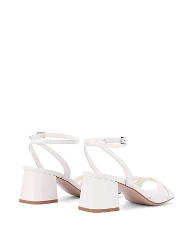 Жіночі босоніжки шкіряні білі(203-25134-006-1) - фото 4 - Miraton