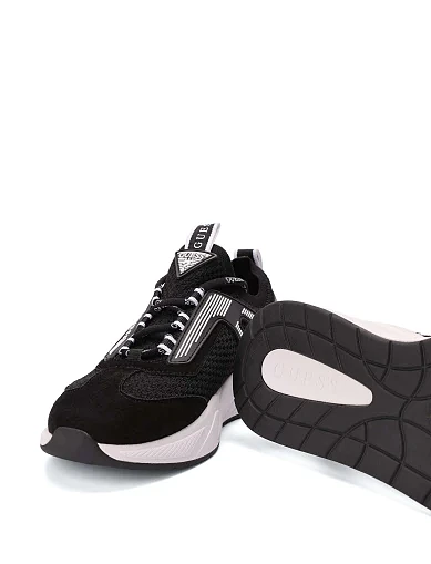 Кроссовки Guess - фото 5 - Miraton