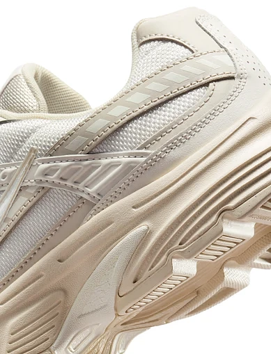 Женские кроссовки Nike INITIATOR кожаные бежевые - фото 8 - Miraton