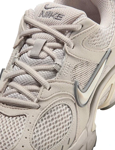 Жіночі кросівки Nike V5 RNR SUEDE текстильні бежеві(II6294-201) - фото 6 - Miraton