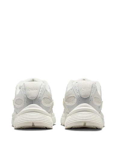 Жіночі кросівки Nike V5 RNR SIB з екошкіри бежеві(IQ0276-030) - фото 5 - Miraton