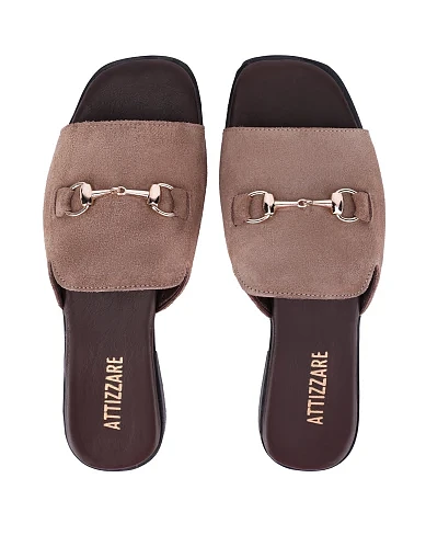 Женские шлепанцы Attizzare велюровые коричневые - фото 2 - Miraton