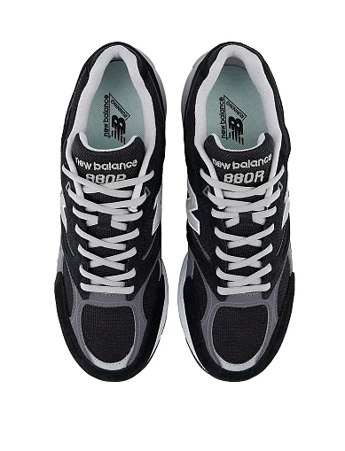 Чоловічі кросівки New Balance U880R8EU чорні замшеві (U880R8EU) - фото 4 - Miraton