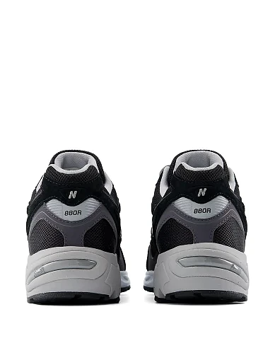 Чоловічі кросівки New Balance U880R8EU чорні замшеві (U880R8EU) - фото 5 - Miraton