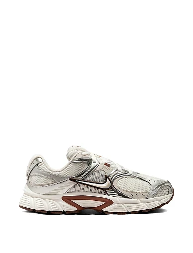 Жіночі кросівки Nike V5 RNR білі текстильні(HQ7901-102) - фото 1 - Miraton