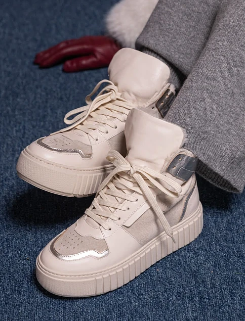 Женские ботинки Attizzare кожаные белые - фото 2 - Miraton