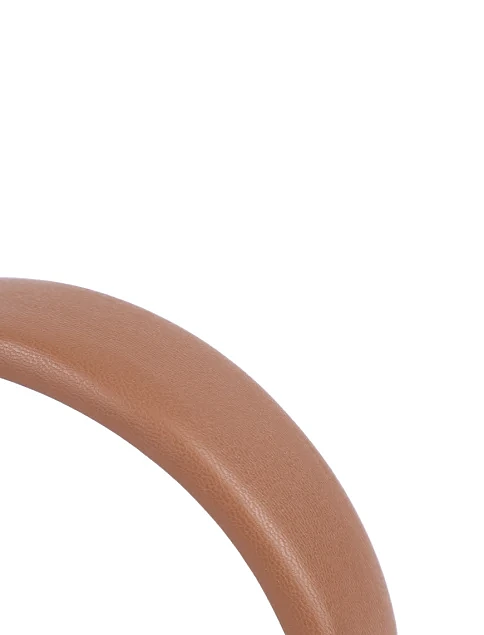 Широкий обруч для волосся з екошкіри кемел - фото 3 - Miraton