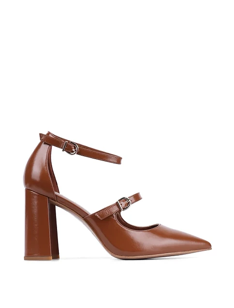 Женские туфли Attizzare лаковые бежевые - фото 1 - Miraton