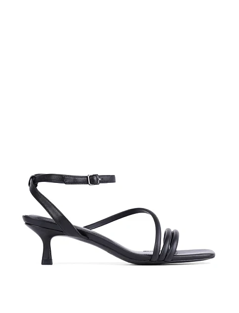 Женские босоножки MIRATON кожаные черные - фото 1 - Miraton