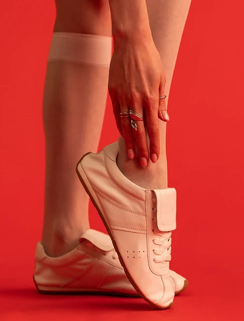 Жіночі кросівки MIRATON шкіряні білі - фото 1 - Miraton