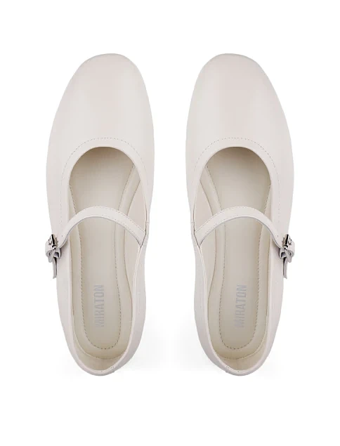Женские балетки MIRATON кожаные молочные - фото 4 - Miraton