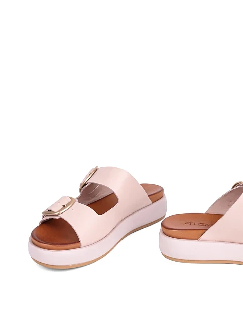 Женские шлепанцы Attizzare кожаные рисового цвета - фото 2 - Miraton