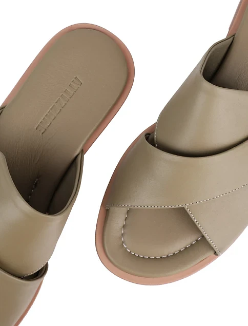 Женские шлепанцы Attizzare кожаные зеленые - фото 5 - Miraton