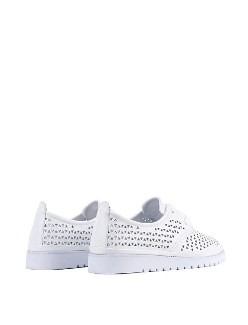 Жіночі туфлі Attizzare шкіряні білі - фото 4 - Miraton