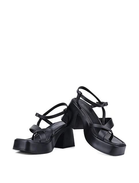 Жіночі босоніжки Attizzare шкіряні чорні - фото 2 - Miraton