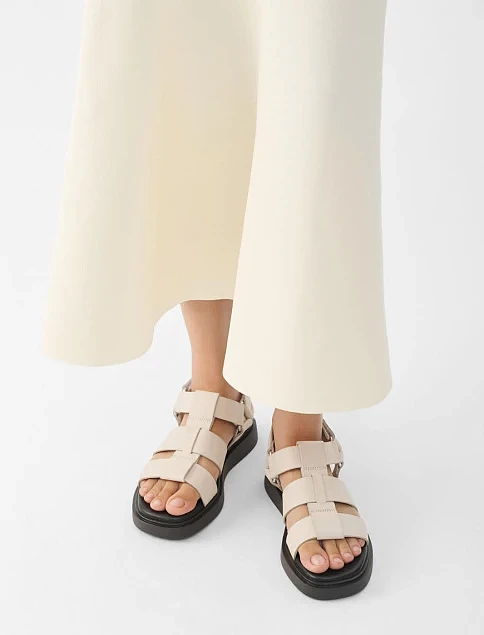 Женские сандалии Vagabond Connie кожаные молочного цвета - фото 1 - Miraton