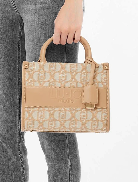 Женская сумка тоут LIU JO из экокожи бежевая - фото 2 - Miraton