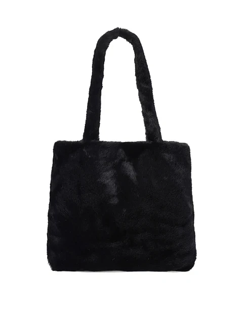 Женская сумка через плечо MIRATON из меха черная - фото 3 - Miraton