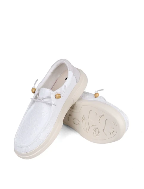 Жіночі туфлі Walk in Pitas KILA тканинні білі - фото 2 - Miraton