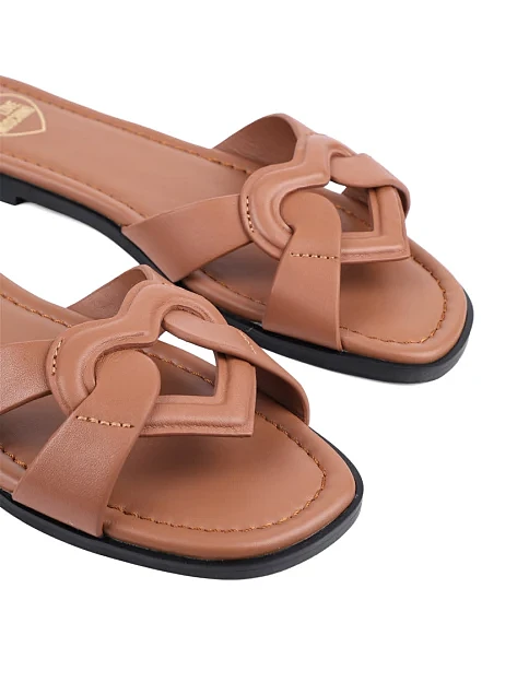 Женские шлепанцы Love Moschino кожаные коричневые - фото 5 - Miraton