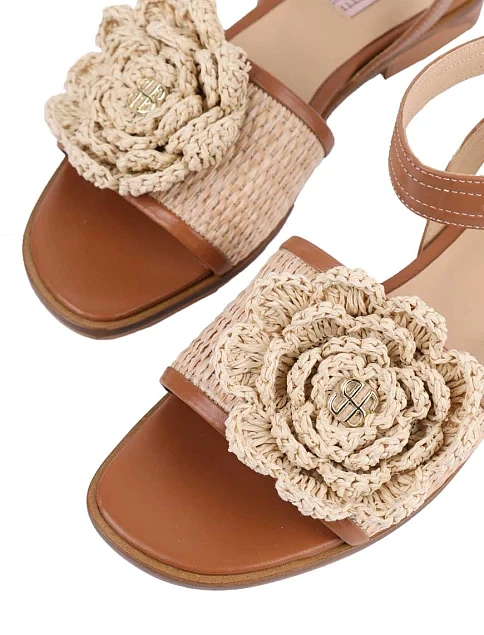 Женские сандалии Helena Soretti кожаные бежевые - фото 5 - Miraton