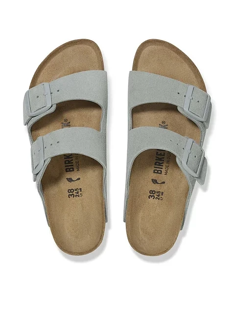 Женские шлепанцы BIRKENSTOCK Arizona zamsz замшевые серые - фото 4 - Miraton