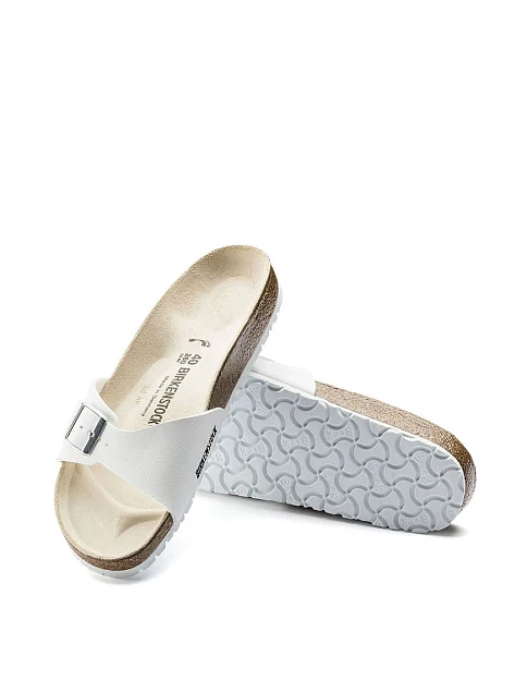 Женские шлепанцы BIRKENSTOCK Madrid Bs из экокожи белые - фото 2 - Miraton