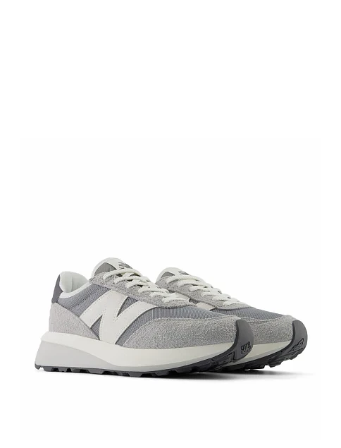 Женские кроссовки New Balance 370 замшевые серые - фото 2 - Miraton