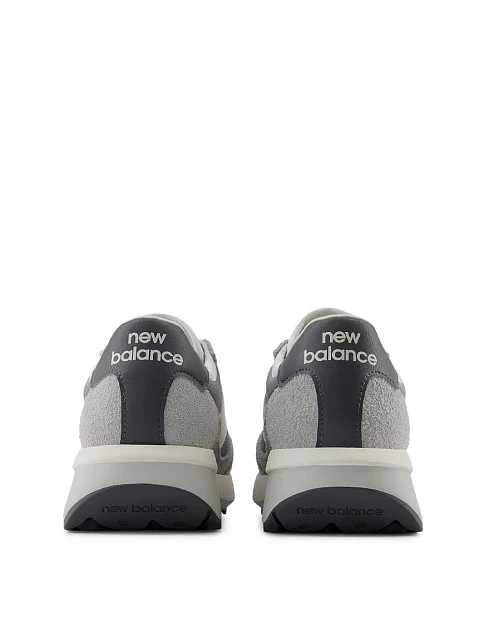Женские кроссовки New Balance 370 замшевые серые - фото 5 - Miraton