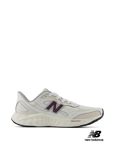 Кросівки чоловічі New Balance Arishi V4 Tiralux тканинні білі - фото 1 - Miraton